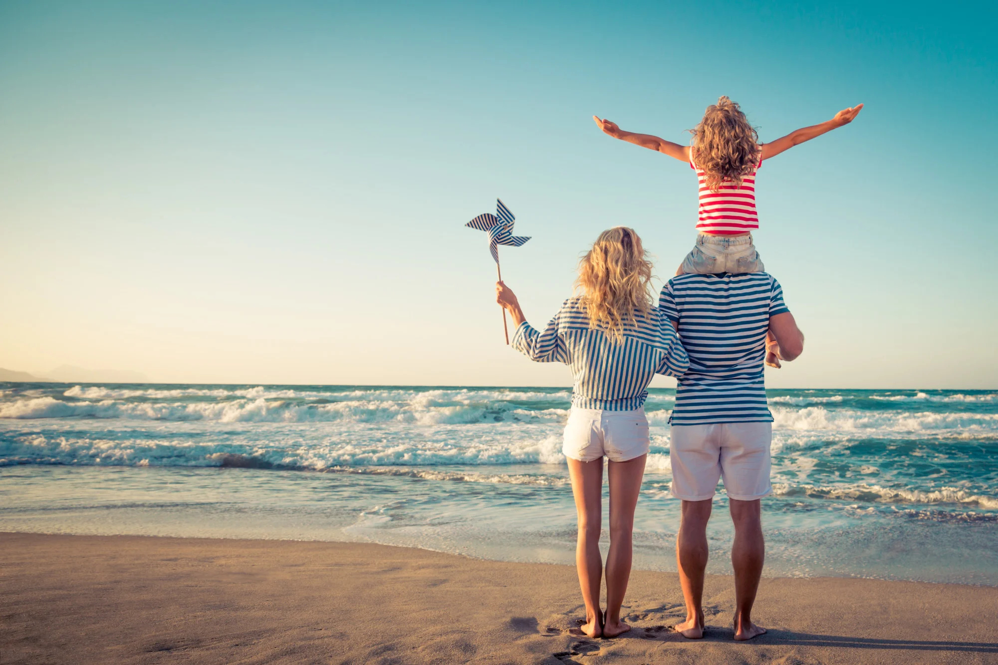 A Step-by-Step Guide to Preparing for Your Madeira Beach Vacation